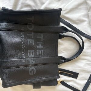 Marc Jacobs Black 'The Tote Bag' Logo Leather Tote